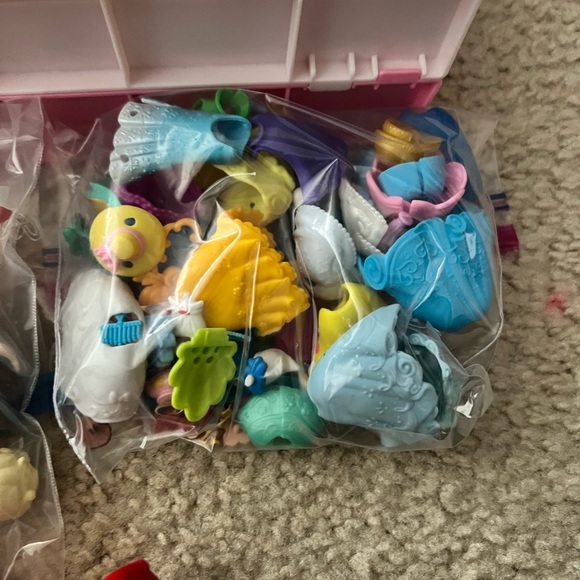 COPY - Disney Little Kingdom castle, frozen castle, Cinderella carriage plus mo… - Picture 2 of 9